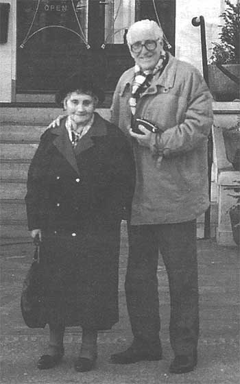 Mrs. Watling and Mr Gieling in front of the Airborne Museum Hartenstein.